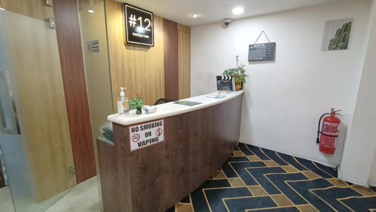 Oyo 90457 Borneo Eco-House Hashtag 12 Boutique Hotel Kota Kinabalu Bagian luar foto
